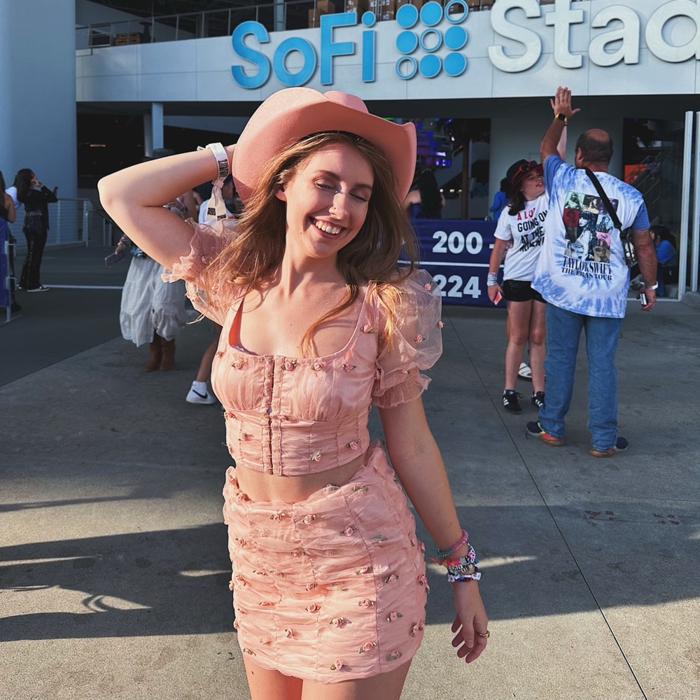 Meet your Posher, Summer